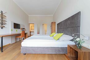 eee hotel Perg