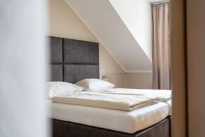 eee hotel Perg