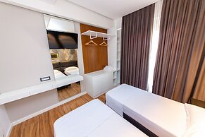 Inada Hotel Ksamil