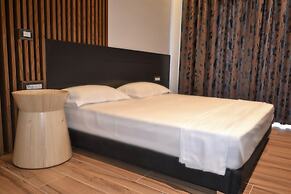 Inada Hotel Ksamil