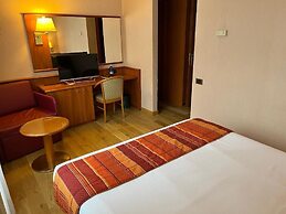 Crystal Hotel Varese