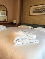 Crystal Hotel Varese