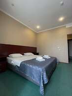Rush Hotel