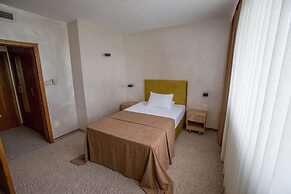 Hotel Terra Europe Brontes