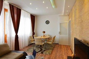 Apartment Dositejeva