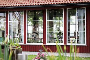 Farmlodge