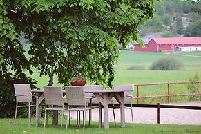 Farmlodge