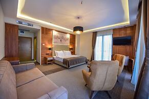 Hotel Lazaro
