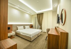 Hotel Lazaro