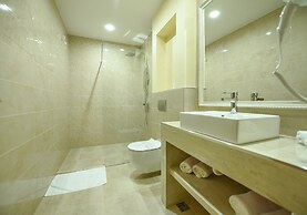 Hotel Lazaro
