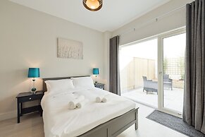 The Seamus Heaney Suite - hiphipstay