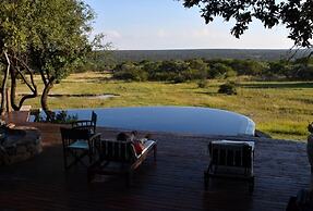 Zangarna Game Lodge