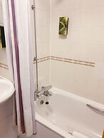 Stables Inn Aintree