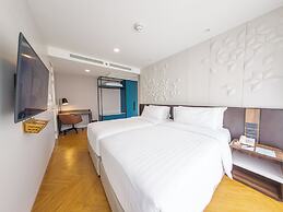 Amanta Hotel & Residence Sathorn