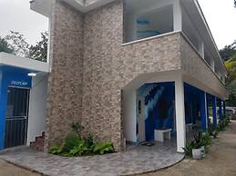 Blue Hotel