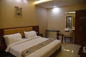 Raghu Mahal Hotel
