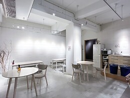 Lestel Naha - Hostel
