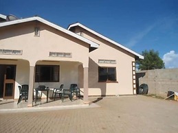 La Maison Hotel