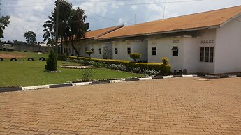 Enro Hotel