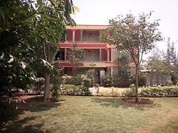 Salanka Inn & Guest House