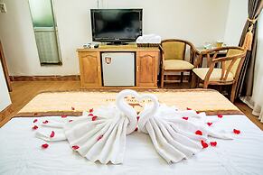 Nam Son Hotel