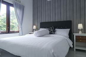 Sayana Homestay