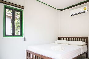Wave-F Homestay