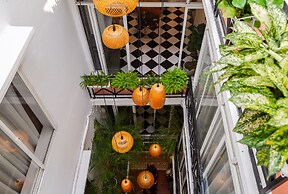 Ohana Hotel