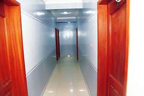 Flat Hotel Kandolo Gombe
