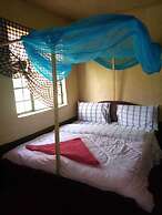 Leruk Guest House