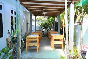 Explore Island Inn