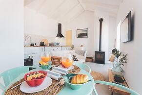 Azenhas do Mar West Coast Design & Surf