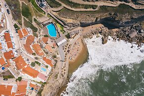 Azenhas do Mar West Coast Design & Surf