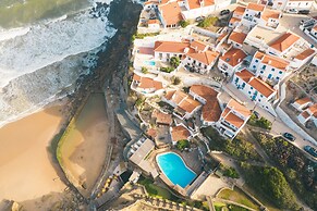Azenhas do Mar West Coast Design & Surf