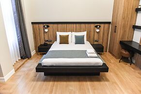 Luxir Hotel