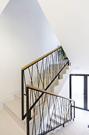 MM House - Adults Only
