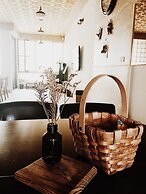 Lin's Inn
