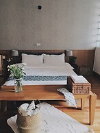 Lin's Inn