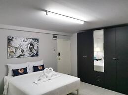 RoomQuest Bangkok Ratchada