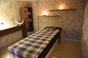 Ladik Hotel