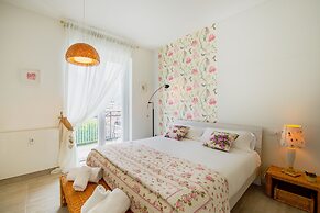 Victoria Apartment