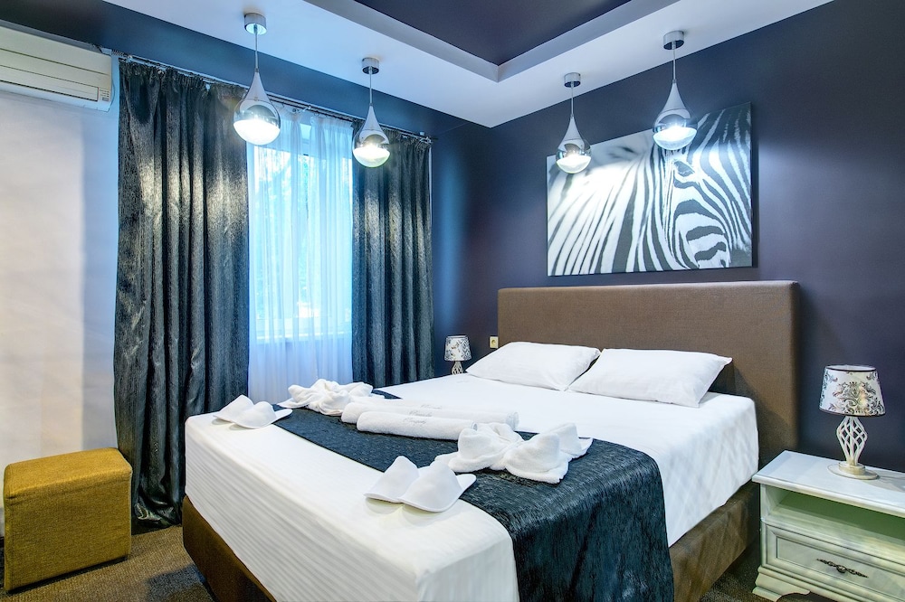 Hotel in Maryino