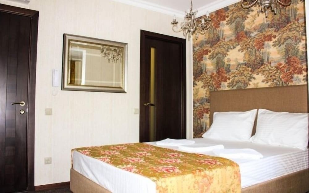 Hotel in Maryino