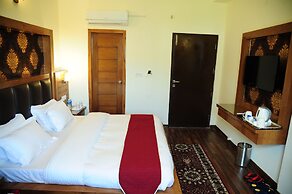 The Grand Sharan