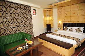 The Grand Sharan