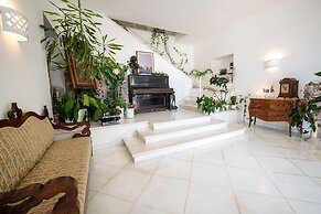 Villa Lamaro