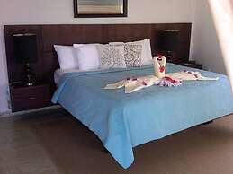 Vacation Villa Gated Only Minutes From Downtown