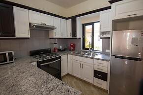 Two Bedroom Just Build Quiet and Private