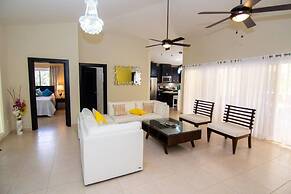 Private and Spacious 5 Bedroom Villa