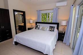 Private and Spacious 5 Bedroom Villa